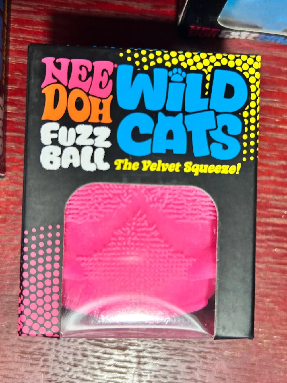 FULL SET OF ULTRA-RARE Neon Wild Cats Set! 6 Wild Cats Authentic, Mint & Fresh